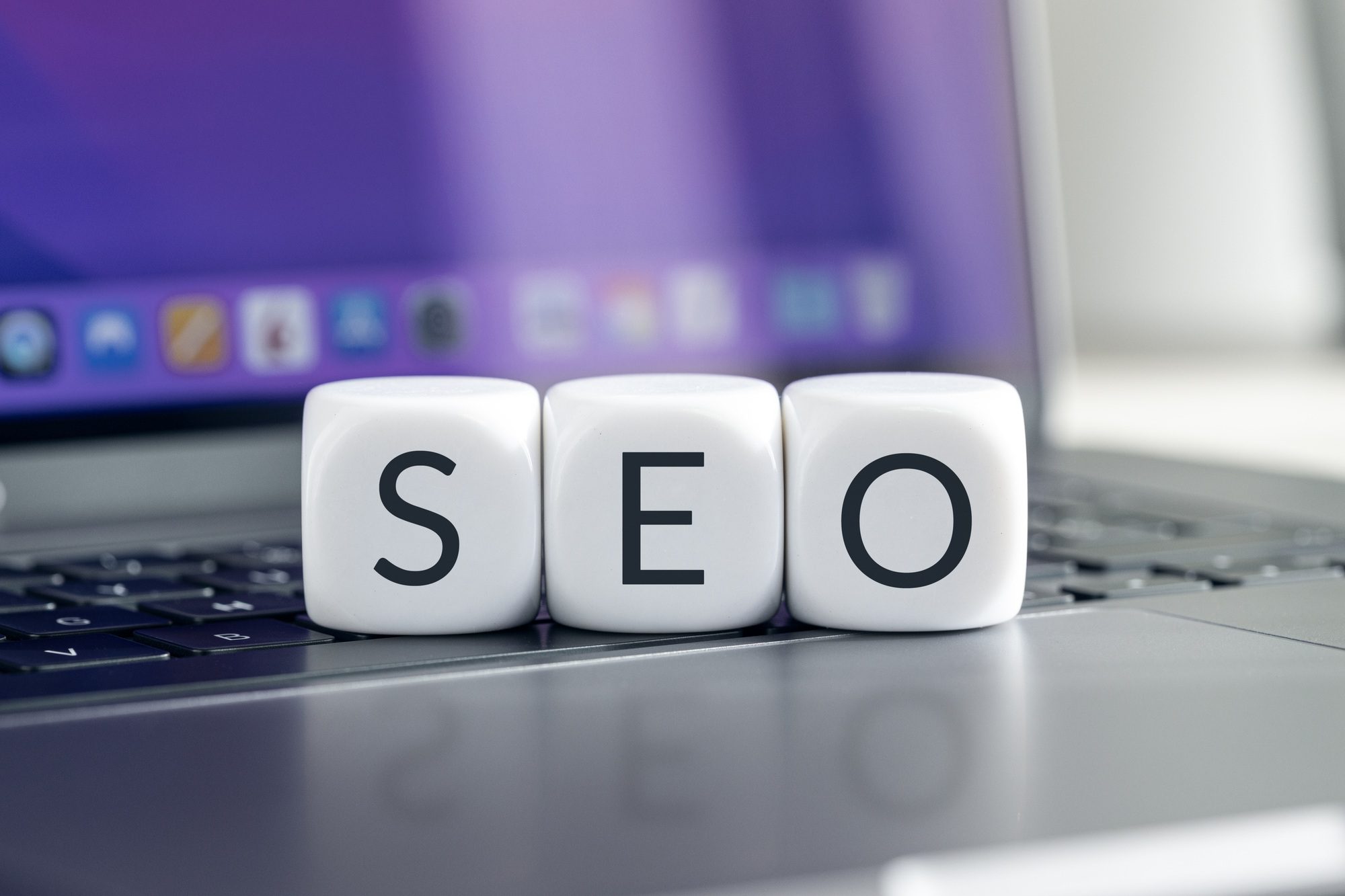 SEO or Search Engine optimization ¿Por qué tu página web no vende? La verdad sobre el posicionamiento y los constructores baratos